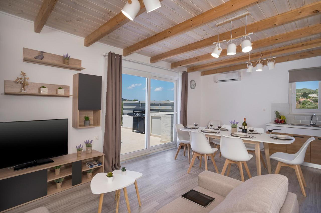 B&M Villas Metochi Siriliou エクステリア 写真
